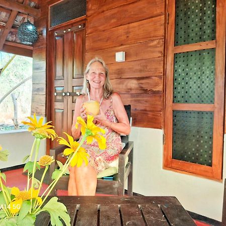 Sea Sound Cabana & Restaurant Tangalle Exterior photo