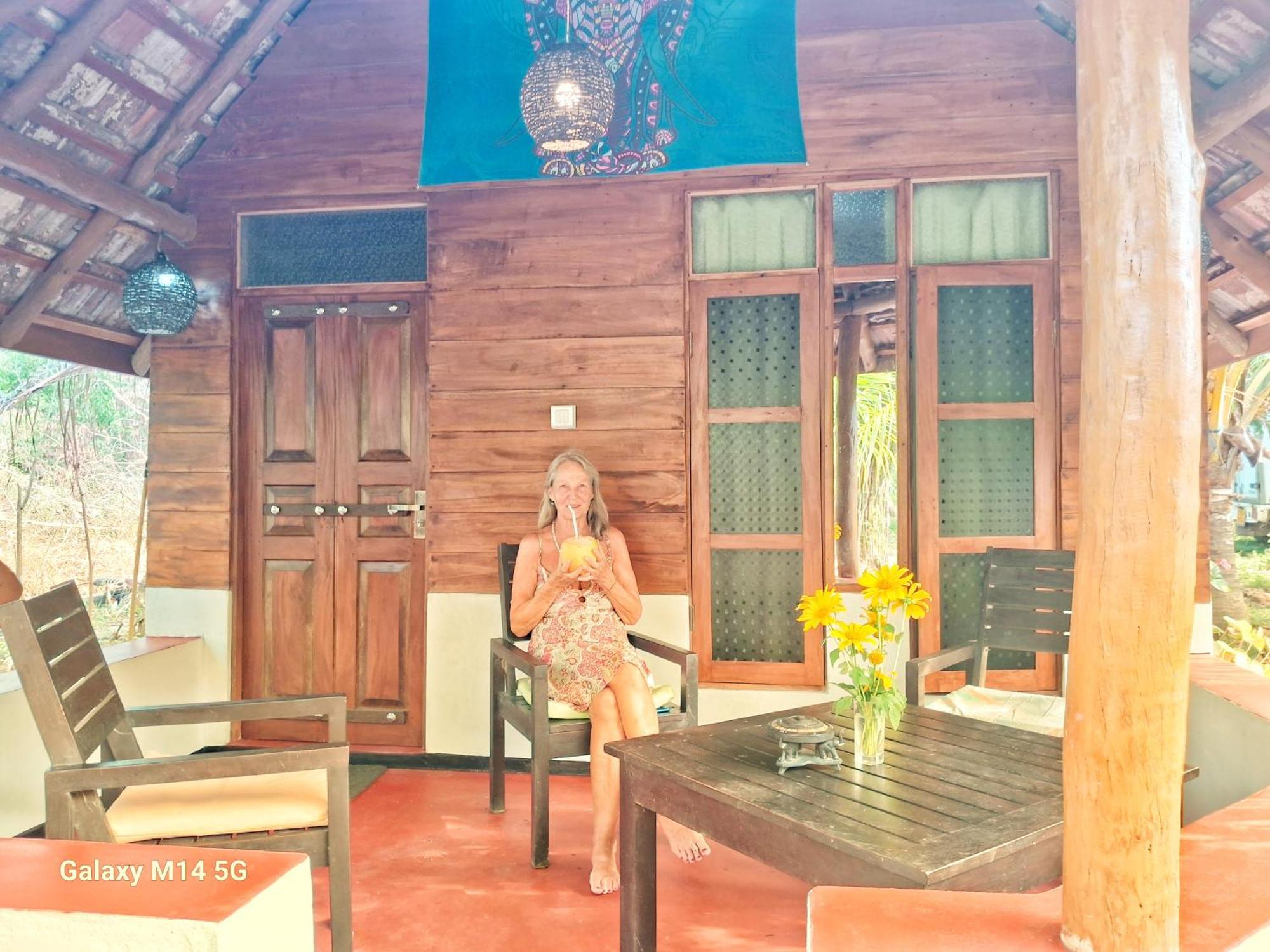 Sea Sound Cabana & Restaurant Tangalle Exterior photo