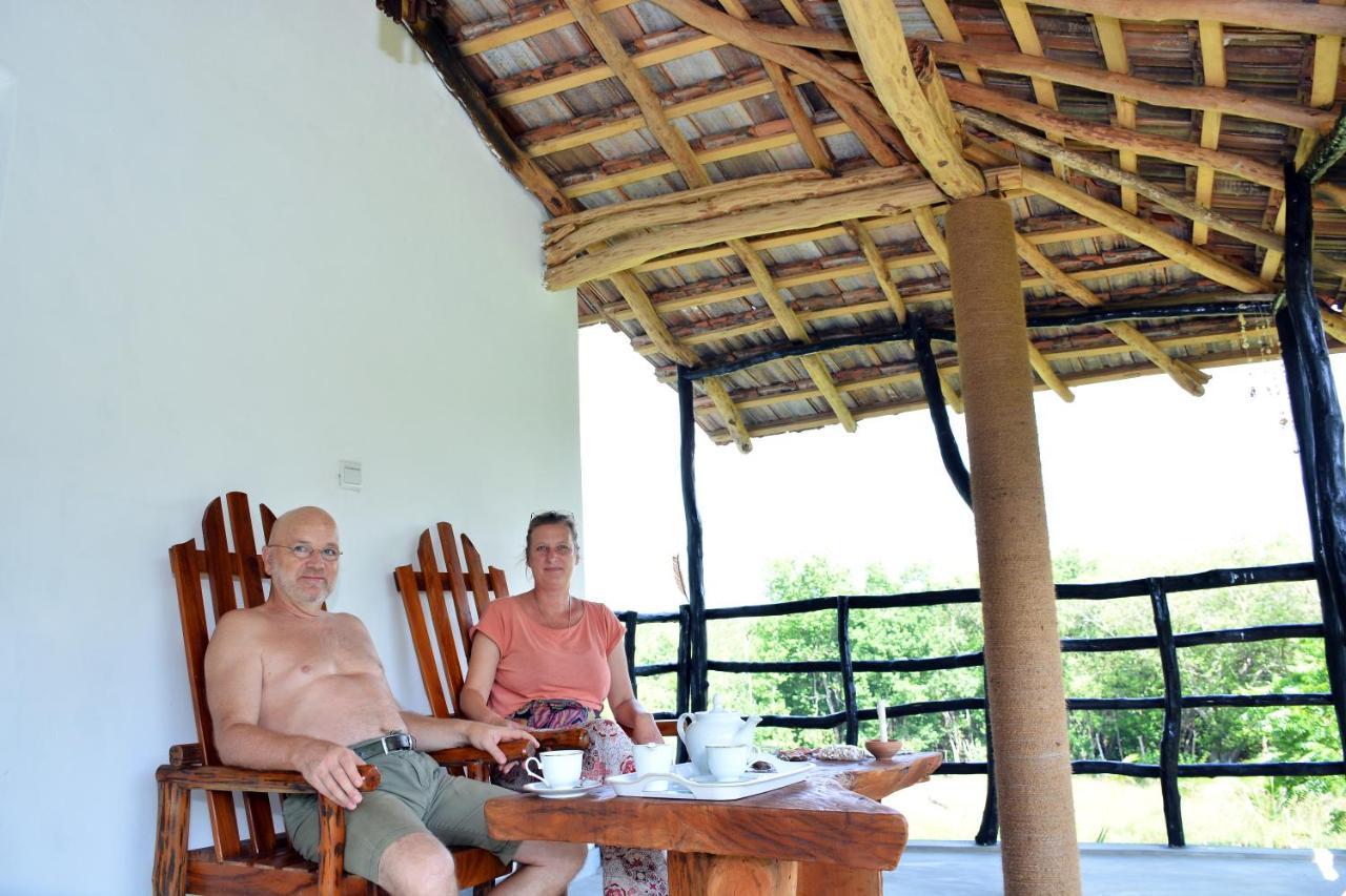 Sea Sound Cabana & Restaurant Tangalle Exterior photo