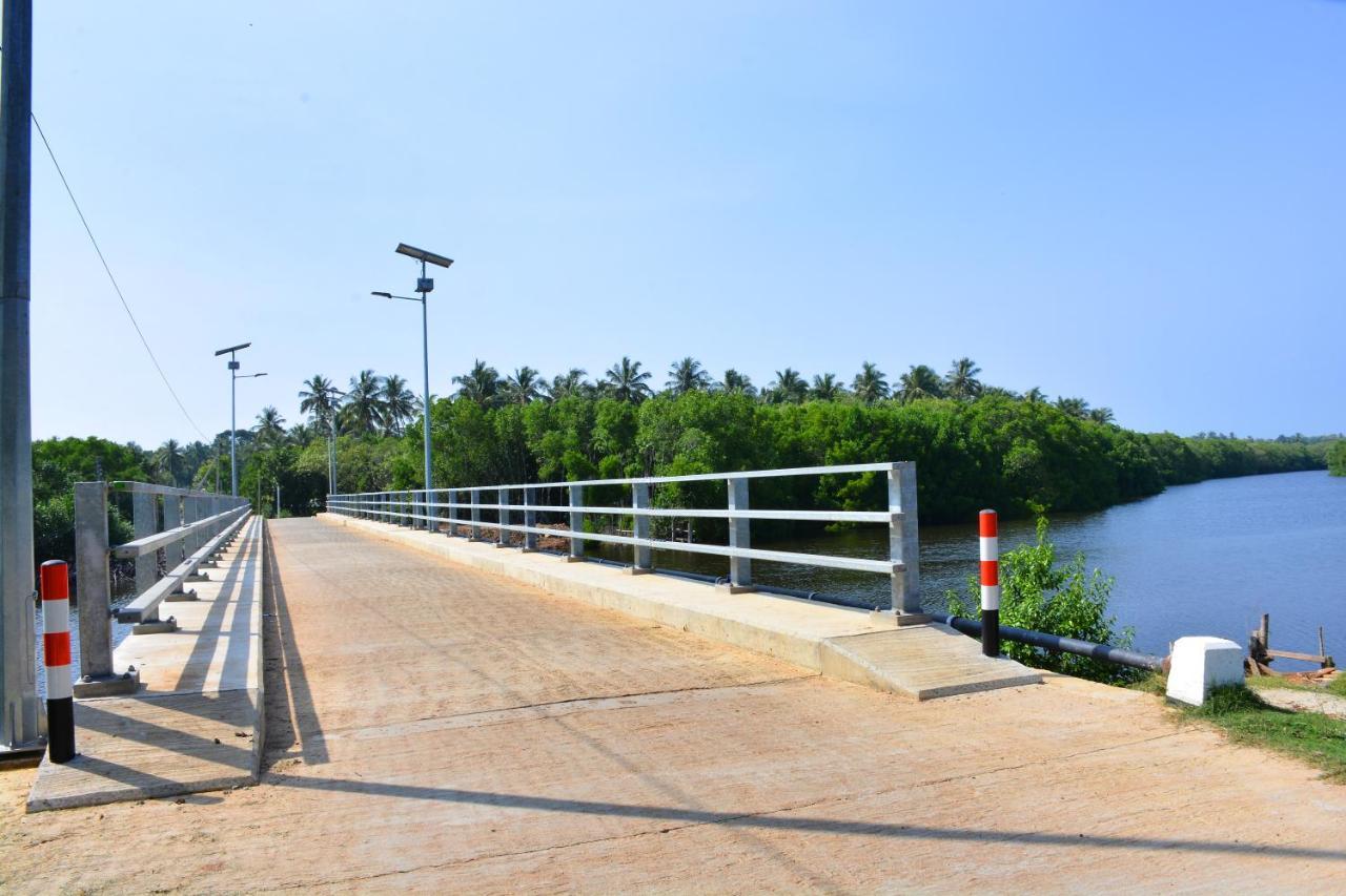 Sea Sound Cabana & Restaurant Tangalle Exterior photo