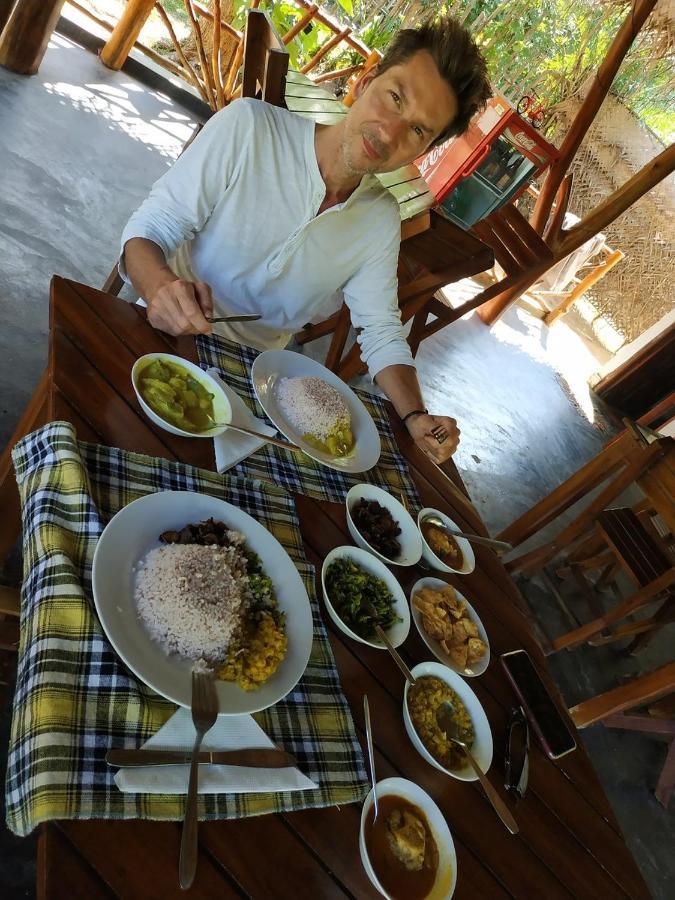 Sea Sound Cabana & Restaurant Tangalle Exterior photo